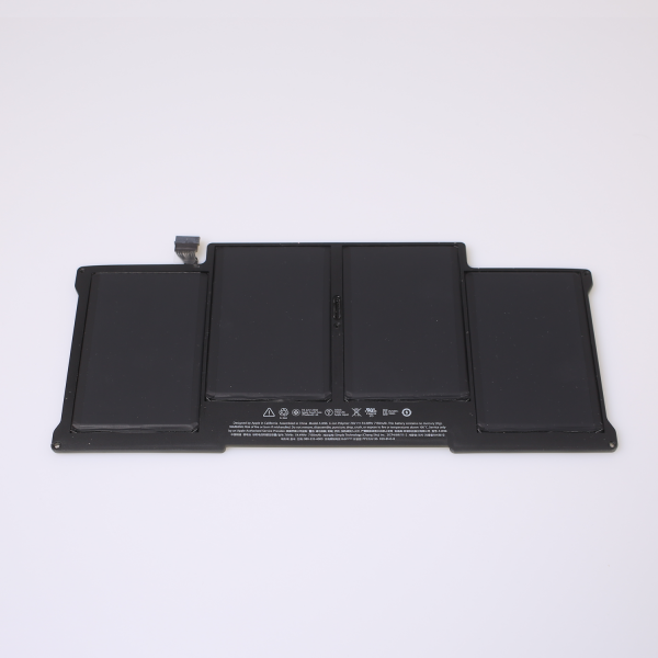 Akku für MacBook Air 13 Zoll A1466 2013 - 2015 Grade B Front 