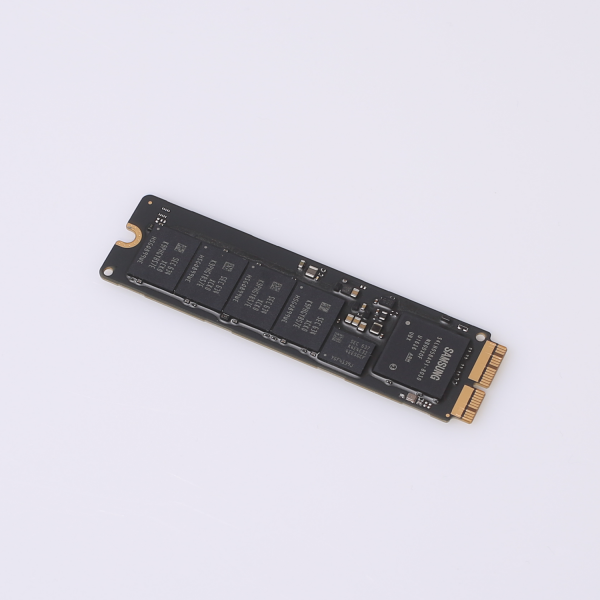 512GB Samsung MZ-JPV512S SSD Festplatte 655-1960 Front